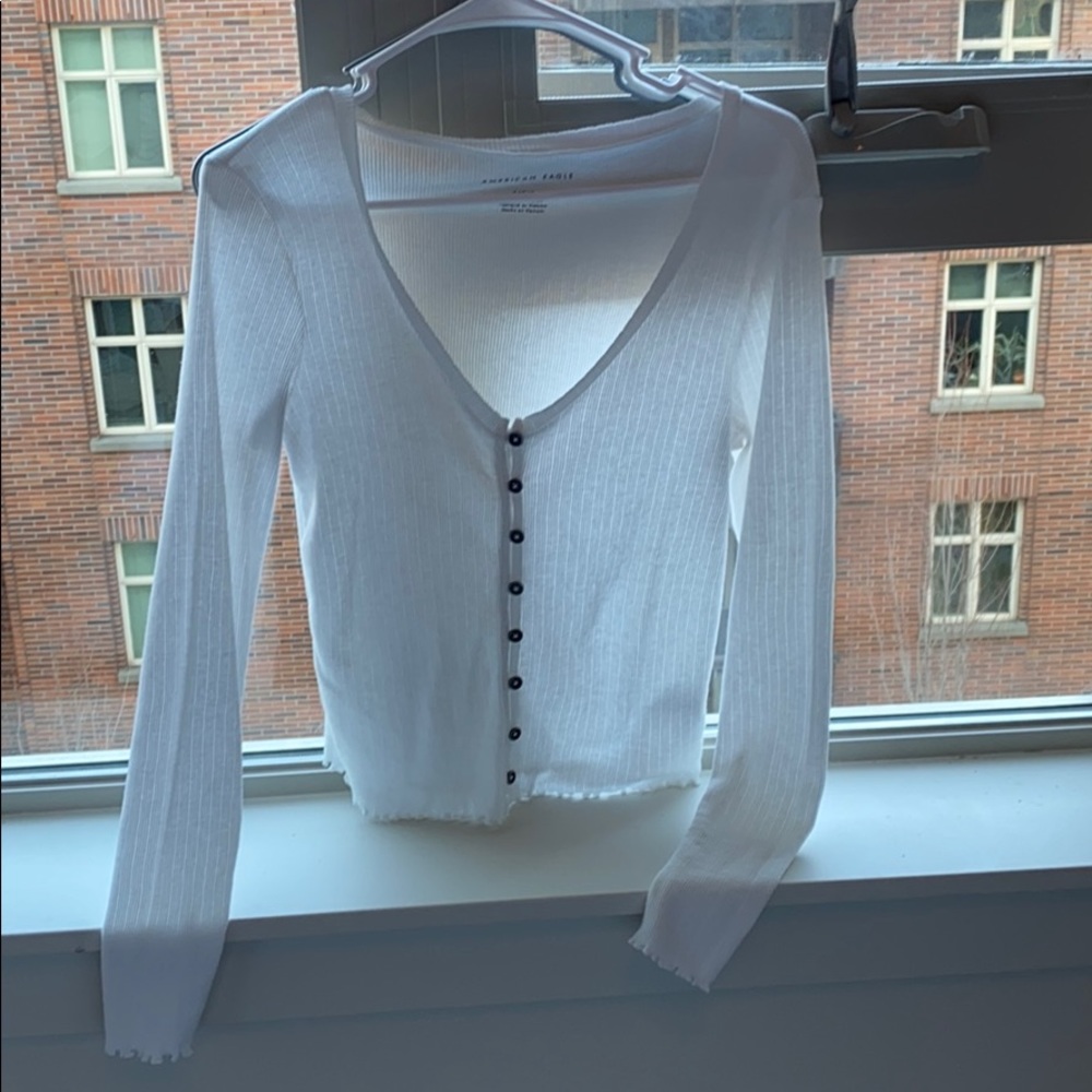 American Eagle white long sleeve tee